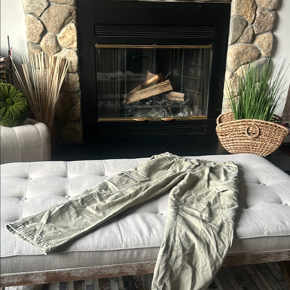Free People Creme Cargo Carpenter Pant Size 2